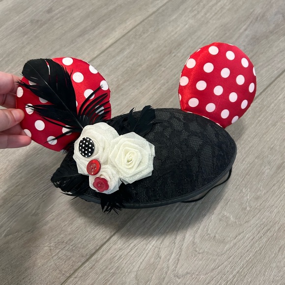 Disney Minnie Mouse Ear Hat 20’s Style - Picture 3 of 4